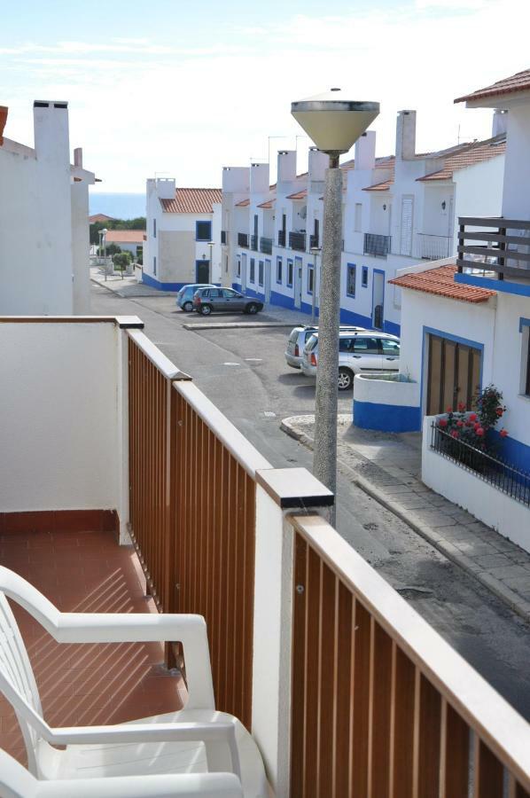 Apartamentos Campos 1 Porto Covo Extérieur photo